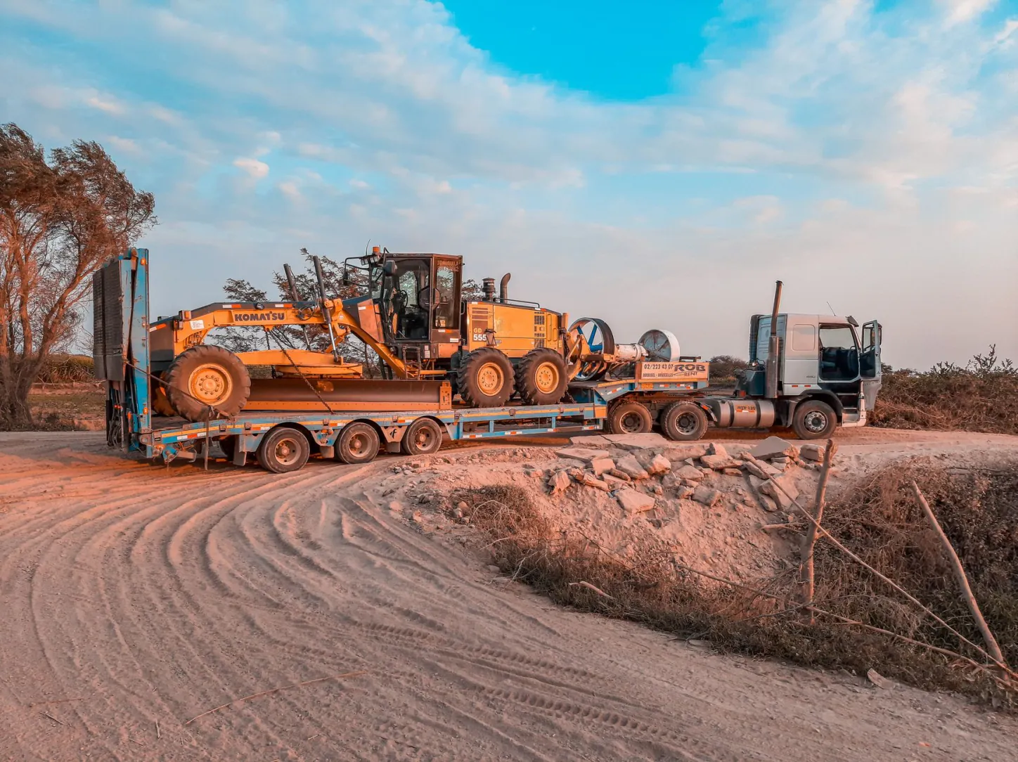 Inland equipment haulage
