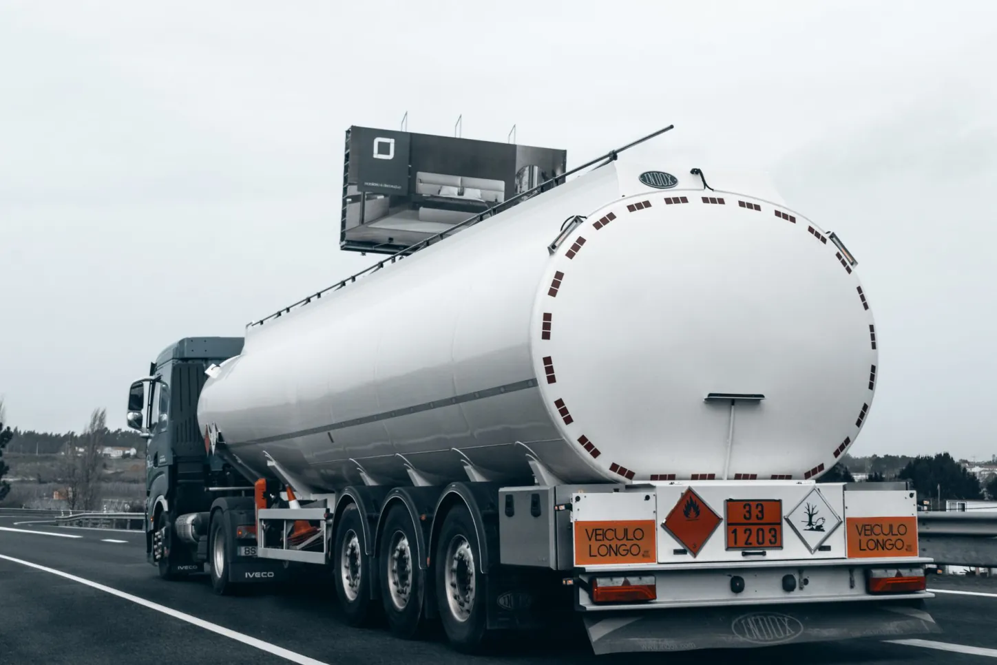 Fuel & lubricants distribution
